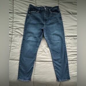 Loft, curvy skinny jeans with stretch.  Size 14